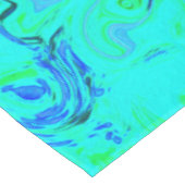 Groovy Abstrakt Retro Rainbow Liquid Swirl Tischdecke (Schrägansicht)