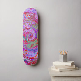 Groovy Abstrakt Retro Rot, Lila und rosa Swirl Skateboard