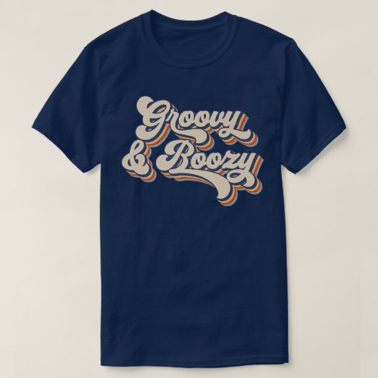 Groovy and Boozy Retro Wedding Bride Bachelorette T-Shirt (Design vorne)