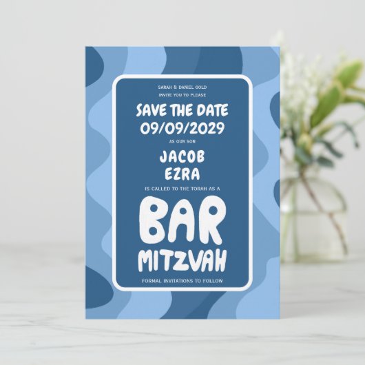 Groovy Blue Waves Custom Bat Bar Bnai Mitzvah Save The Date (Stehend Vorderseite)
