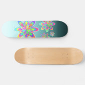 Groovy Blume Skateboard (Horizontal)
