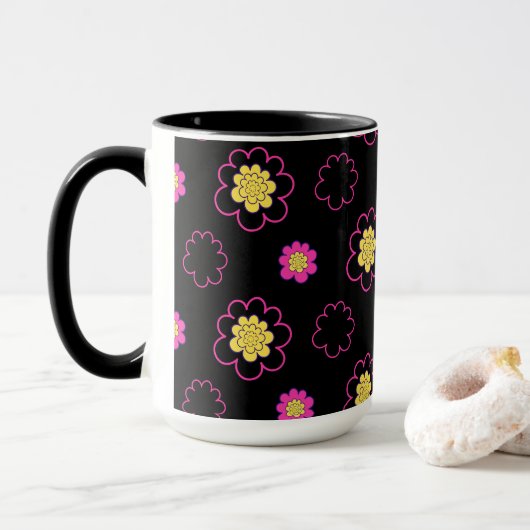 Groovy Blumen. Tasse (Mit Donut)