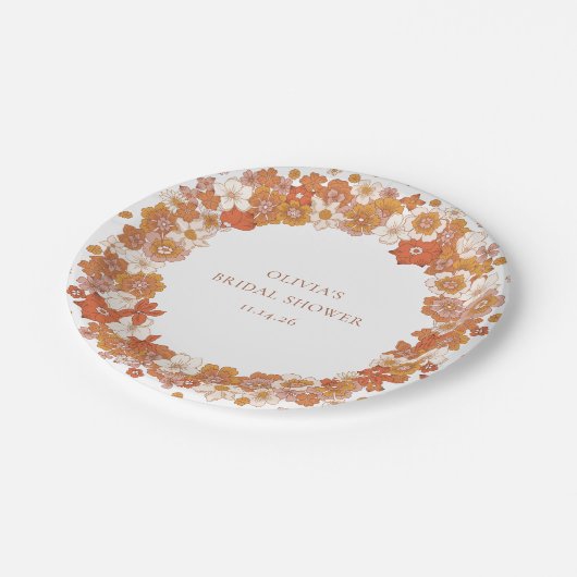 Groovy Boho Orange Brautparty Custom Pappteller (Schrägansicht)