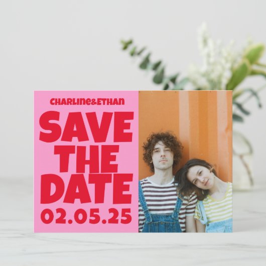 Groovy Bold Green Pink Red Funky Save the Date (Stehend Vorderseite)
