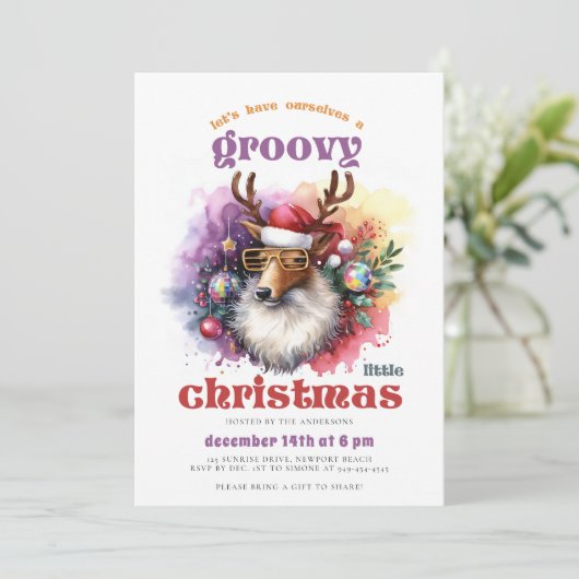 Groovy Christmas Reindeer Funny Christmas Party Einladung (Stehend Vorderseite)