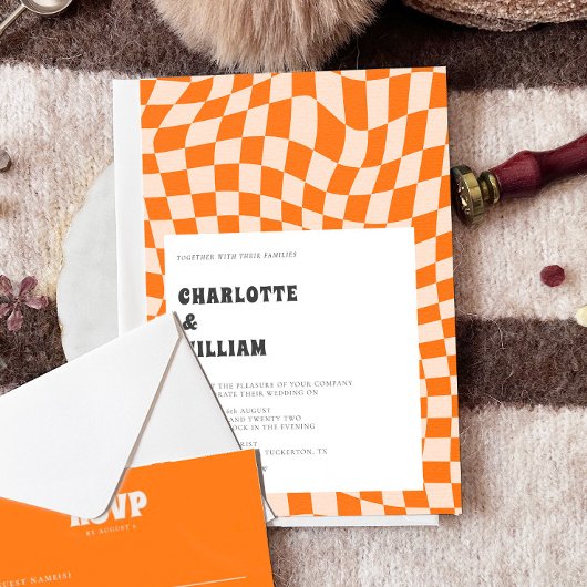 Groovy Colorful Checkered Unique Retro Hochzeit Einladung