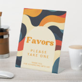 Groovy Colorful Retro Wavy Boho Favoriten Sockelschild (In SItu)