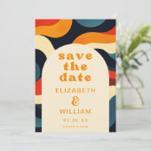 Groovy Colorful Retro Wavy Boho Wedding Save The Date (Stehend Vorderseite)
