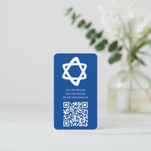 Groovy Custom QR CODE Bar Bat Mitzvah Blue Stars Begleitkarte (Stehend Vorderseite)