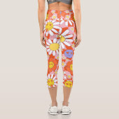 Groovy Daisy Floral Checkerboard, Y2K 90s Capri Leggings (Rückseite)