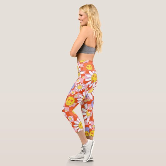 Groovy Daisy Floral Checkerboard, Y2K 90s Capri Leggings (Links)