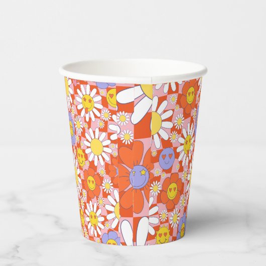 Groovy Daisy Floral Checkerboard, Y2K 90s Pappbecher (Rechts)