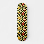 Groovy Daisy Floral Checkerboard, Y2K 90s Skateboard (Vorne)