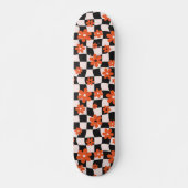 Groovy Daisy Floral Checkerboard, Y2K 90s Skateboard (Vorne)