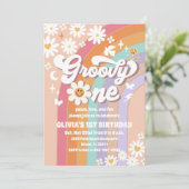 Groovy Daisy Rainbow 1st Birthday Invitation Einladung (Stehend Vorderseite)