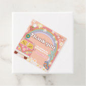 Groovy Daisy Rainbow Birthday Party Square Geschenkanhänger (Beispiel)