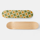 Groovy Daisy Skateboard (Horizontal)