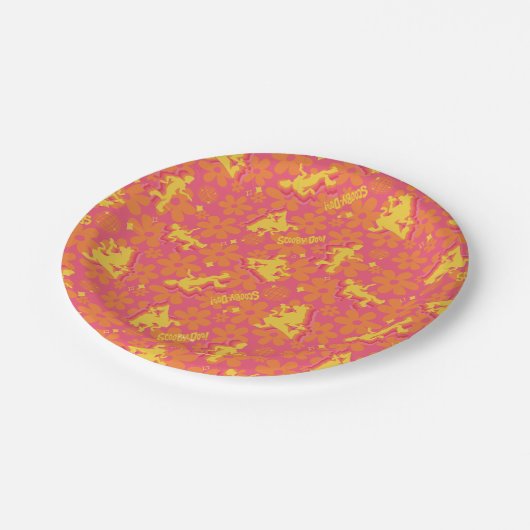 Groovy Disco Scooby-Doo Muster Pappteller (Schrägansicht)