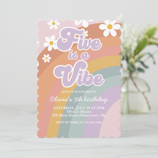 Groovy Five ist ein vibe Retro Rainbow 5. Geburtst Einladung (Stehend Vorderseite)