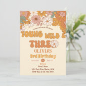 Groovy Floral Retro 3. Geburtstag Einladung (Stehend Vorderseite)