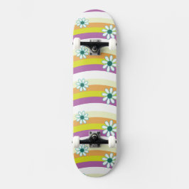 Groovy Floral Skateboard Muster