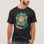 Groovy Flower Shamrock Feeling Lucky Patrick's Day T-Shirt (Vorderseite)