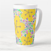Groovy Gelbes Blumen Disco-Design Milchtasse (Rechte Ecke)