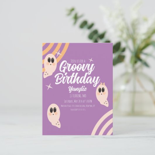 Groovy Ghost Retro Halloween Geburtstag Postkarte (Stehend Vorderseite)