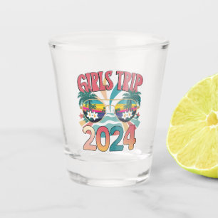 Groovy Girls Trip 2024 Summer Beach Schnapsglas