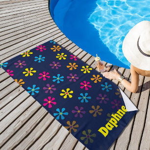 Groovy Hippie Blume Individuelle Name Strandtuch