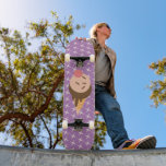 Groovy Ice Cream Muster Lila Skateboard<br><div class="desc">Modernes Skateboard mit Eis</div>