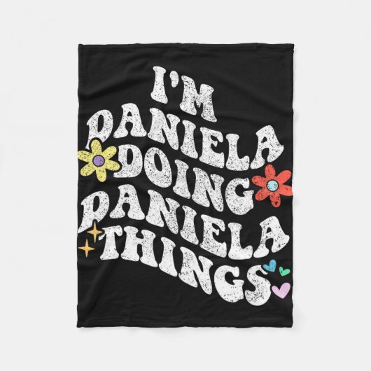 Groovy Im Daniela Doing Daniela Things Funny Mothe Fleecedecke (Vorderseite)