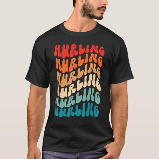 Groovy Irish Hurling Gaelic Game Retro 70s Hippie  T-Shirt (Vorderseite)