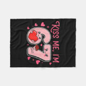 Groovy Kiss Me I'm 6 7 Heart Valentine Day 67 Meme Fleecedecke (Vorderseite (Horizontal))