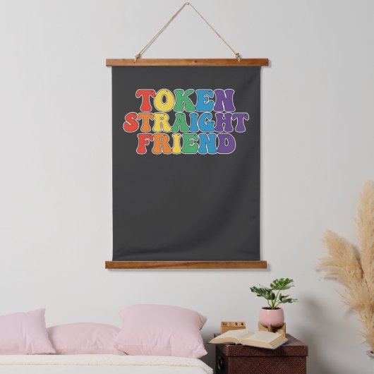 Groovy LGBT Pride Token Straight Friend Wandteppich Mit Holzrahmen (Schlafzimmer)