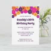 Groovy Lila und Pink Hippie Blume Power Einladung (Stehend Vorderseite)