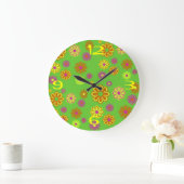 Groovy Mod Pop 70er Blume Power Clock Große Wanduhr (Zuhause)