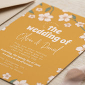 Groovy Mustard Floral Wedding Einladung