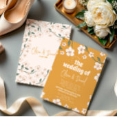 Groovy Mustard Floral Wedding Einladung