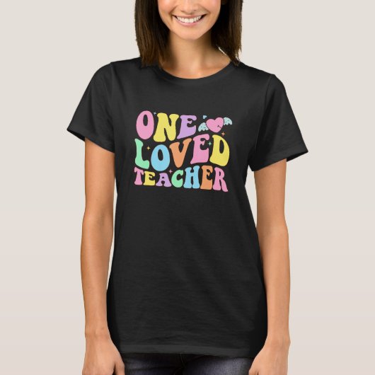Groovy One Loved Teacher 100 Days of School Valent T-Shirt (Vorderseite)