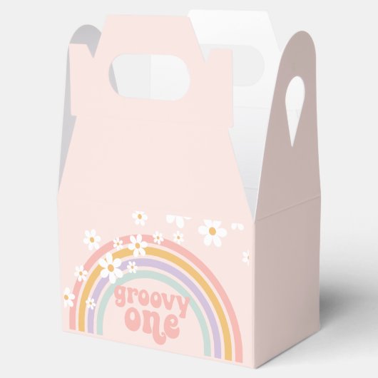 Groovy One Pastel Retro Regenbogen mit Daisis Geschenkschachtel (Geöffnet)
