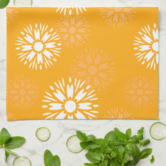 Groovy Orange Daisy Blume Retro Blumenmuster Geschirrtuch (Gefaltet)