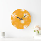 Groovy Orange Daisy Blume Retro Blumenmuster Große Wanduhr (Zuhause)