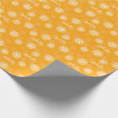 Groovy Orange Daisy Blume Retro Blumenname Geschenkpapier (Ecke)