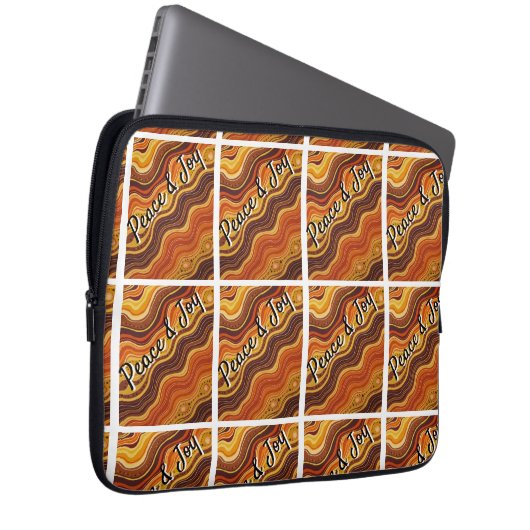 Groovy Peace & Joy Repeating Pattern Laptopschutzhülle (Vorne Rechts)