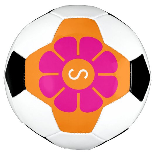 Groovy Pink Daisy mit Custom Orange Monogram Fußball (Gedreht)
