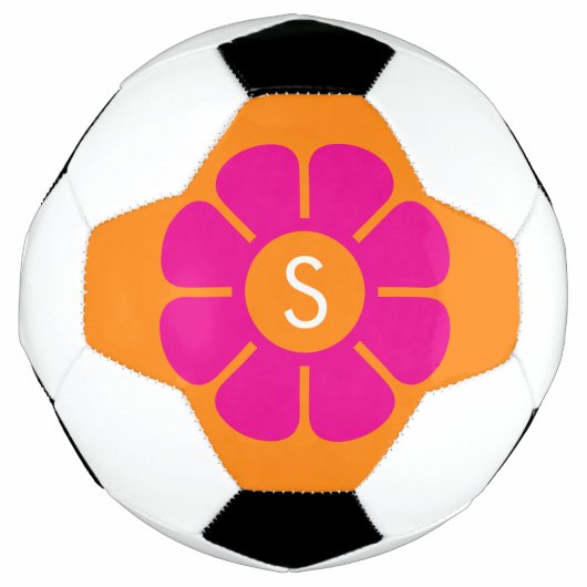 Groovy Pink Daisy mit Custom Orange Monogram Fußball (Vorderseite)