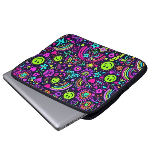 Groovy Psychedelic Smiley Face Laptop Sleeve - 70s (Vorne Knopf)