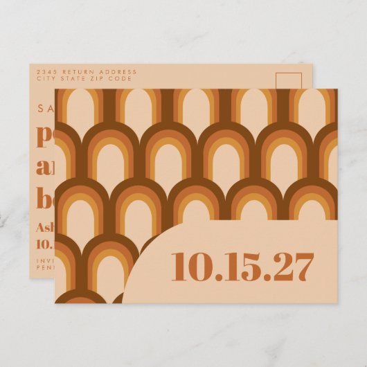 Groovy Retro 70er Design in Brown und Sand Wedding Postkarte (Vorne/Hinten)