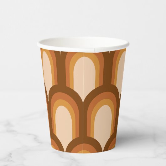 Groovy Retro 70er Muster Design in Braun Hochzeit Pappbecher (Rechts)